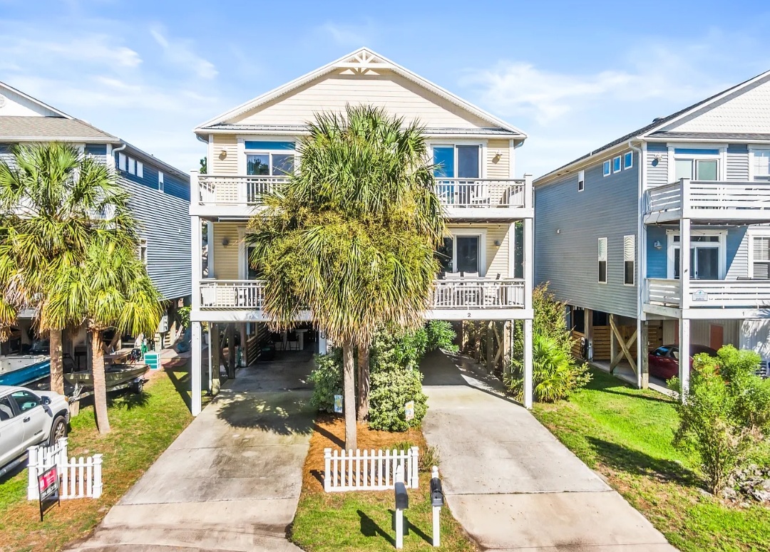 BEAUTIFULLY MAINTAINED PROPERTY